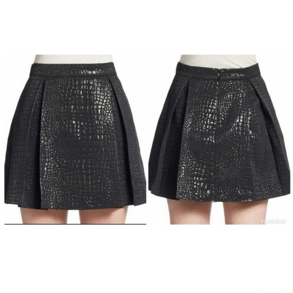 Romeo & Juliette Couture Pleated Jacquard Mini